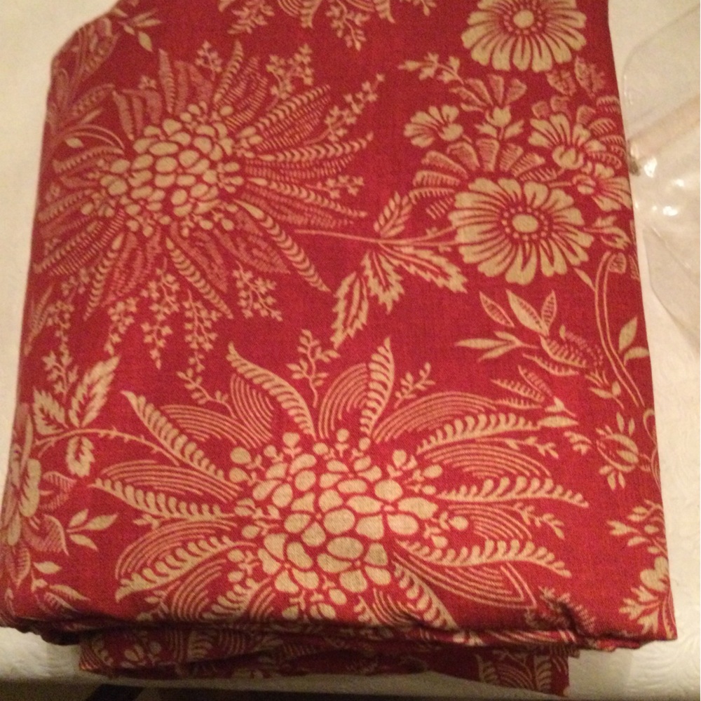 Duvet Cover 2 shams. King duvet with 1 king and 1 standard size sham. RH